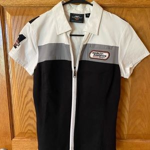 Like new women’s Harley Davidson shirt